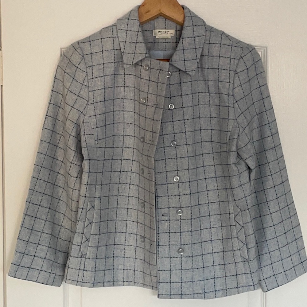 Wanko button down jacket.